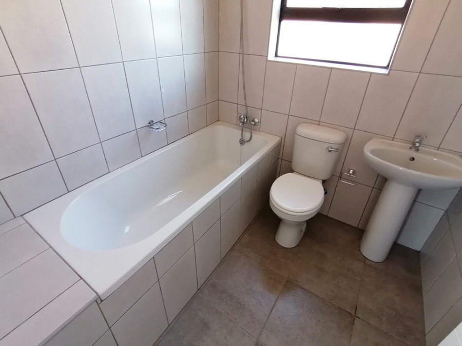 3 Bedroom Property for Sale in Heidedal Free State